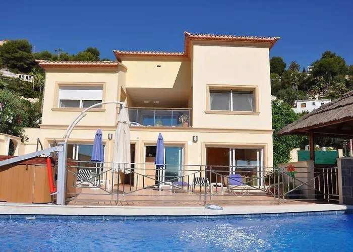 Evora Chalet Moraira